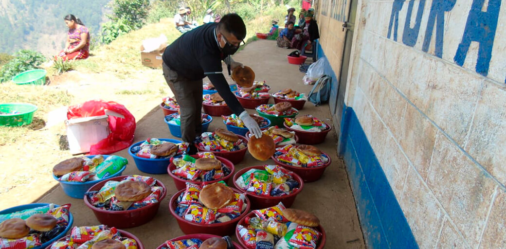 Entrega de Alimentos en Quiche, Guatemala